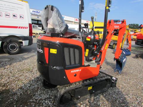 Kubota K008-5 neues Modell – Innenraum (Bild 5)