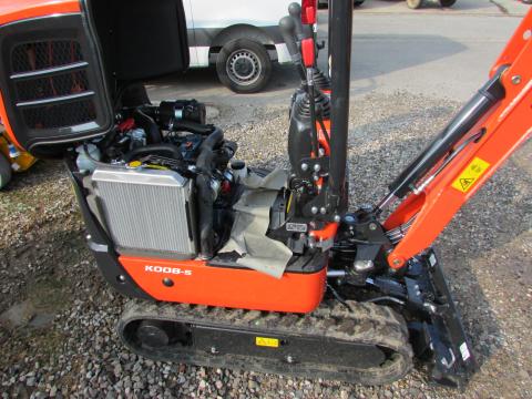Kubota K008-5 neues Modell – Seitenansicht rechts (Bild 15)