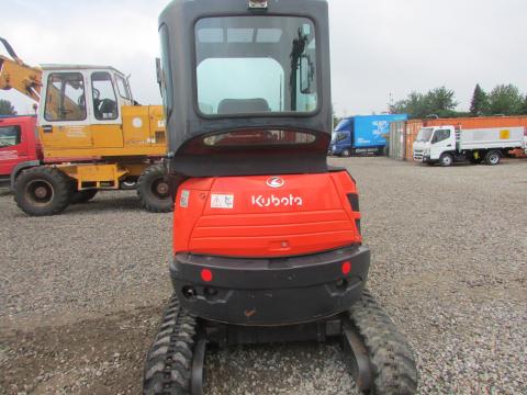 Kubota U20-3 alpha  – Detailaufnahme Kabine (Bild 6)
