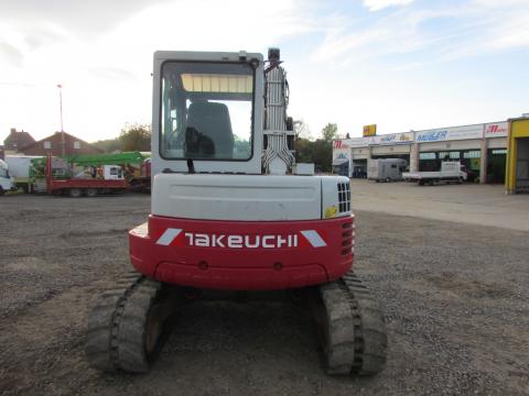 Takeuchi TB 180 FR (Hüllkreisbagger) – Detailaufnahme Kabine (Bild 6)