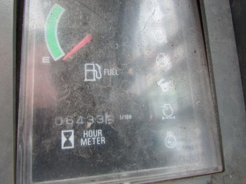 Takeuchi TB 180 FR (Hüllkreisbagger) – Nahaufnahme (Bild 11)