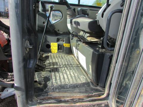 Hitachi ZX 52 U-3 LCR  – Detailaufnahme Kabine (Bild 6)