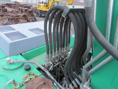 Liebherr R 914 B HDSL Litronic  – Seitenansicht rechts (Bild 15)