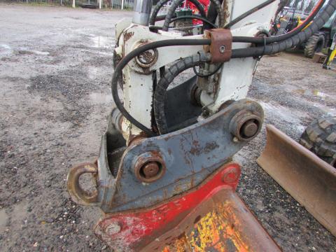 Takeuchi TB 175  – Detailaufnahme Kabine (Bild 6)