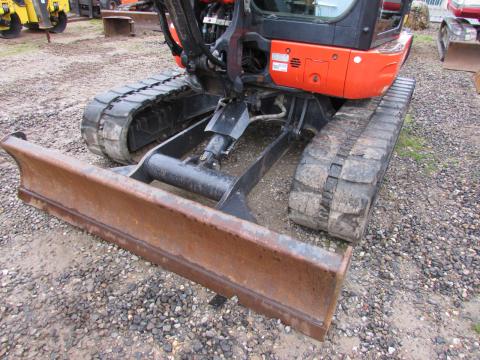 Kubota KX 057-4  – Heckansicht (Bild 4)