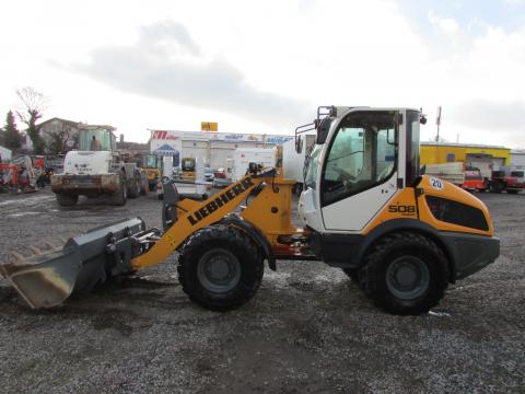 Liebherr L 508 Compact  – Frontansicht (Bild 1)