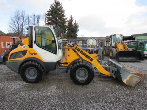 Liebherr L 508 Compact  – Detailaufnahme Kabine (Bild 6)