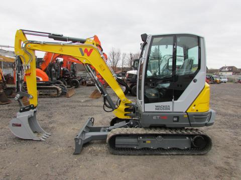 Wacker Neuson ET 42 – Frontansicht (Bild 1)