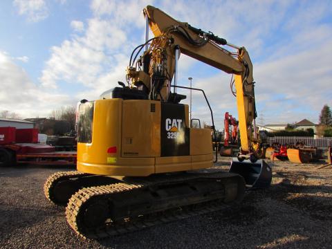 Caterpillar 325 FLCR VAH  – Detailaufnahme Kabine (Bild 6)