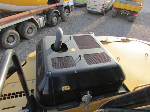 Caterpillar 325 FLCR VAH  – Technikdetail (Bild 12)