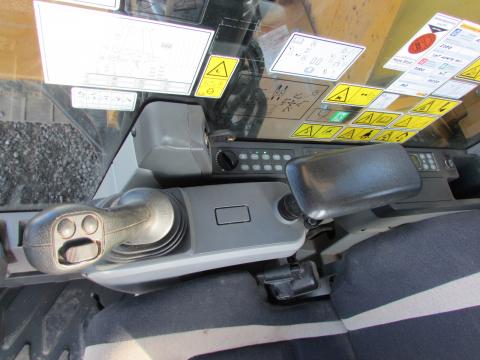 Caterpillar 325 FLCR VAH  – Heckansicht (Bild 16)