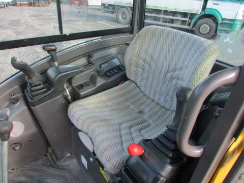 Volvo EC 27 D  – Gesamtansicht (Bild 10)