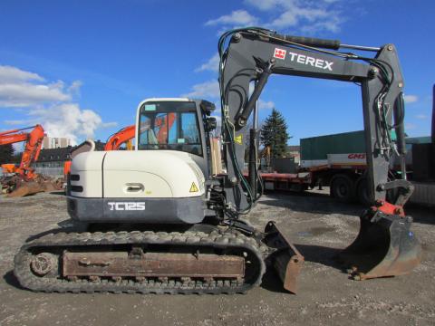Terex TC 125  – Frontansicht (Bild 1)