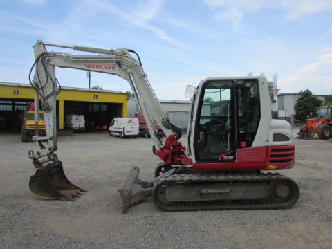 Takeuchi TB 290  – Frontansicht (Bild 1)