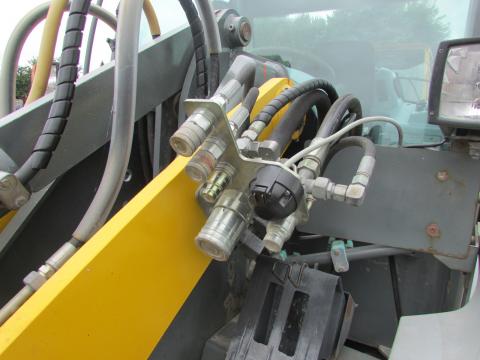 Kramer 480 / 40 kmh / Agri  – Detailaufnahme Kabine (Bild 6)