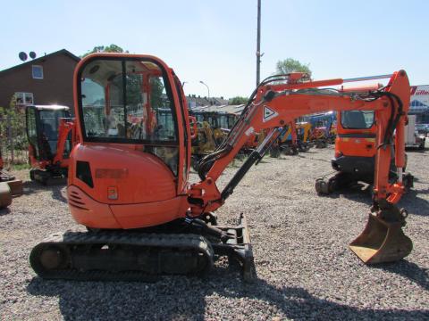 JCB 8025 – Innenraum (Bild 5)