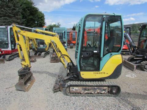 Yanmar SV 17 EX  – Heckansicht (Bild 4)