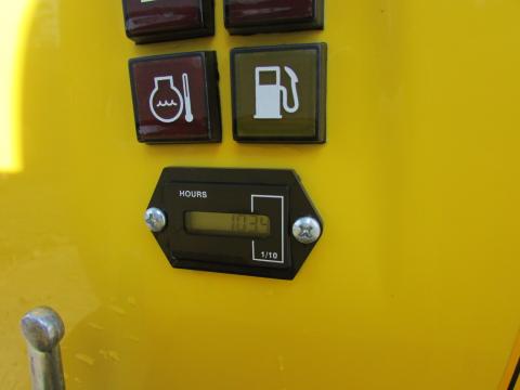 Wacker Neuson 803  – Detailaufnahme Kabine (Bild 6)