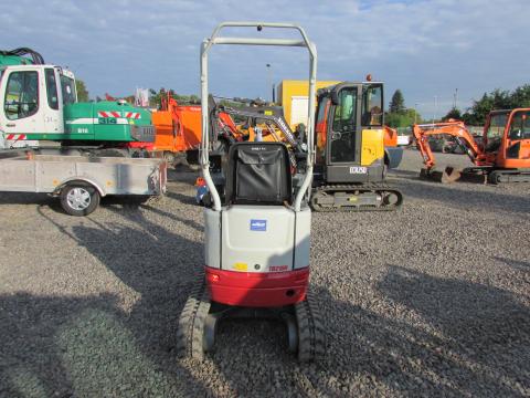 Takeuchi TB 210 R  – Detailaufnahme Kabine (Bild 6)