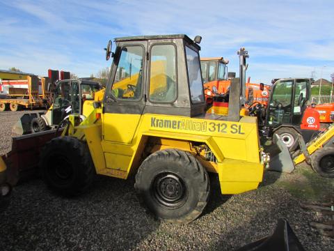 Kramer-Allrad 312 SL  – Frontansicht (Bild 1)