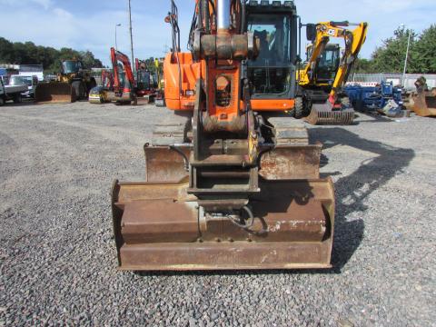 Doosan DX 140 LCR-3  – Heckansicht (Bild 4)