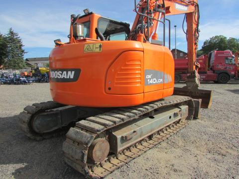 Doosan DX 140 LCR-3  – Gesamtansicht (Bild 10)