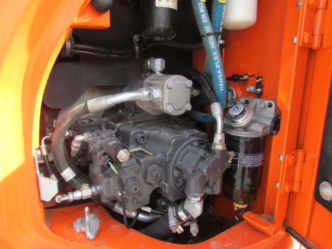 Doosan DX 140 LCR-3  – Nahaufnahme (Bild 11)