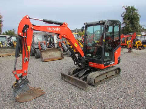 Kubota KX 027-4 HI  – Seitenansicht links (Bild 2)