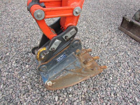 Kubota KX 027-4 HI  – Seitenansicht rechts (Bild 3)