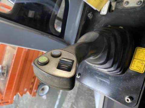 Wacker Neuson DW 90 (Typ D18-02) – Detailaufnahme Motor (Bild 7)