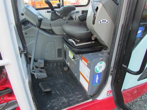 Takeuchi TB 225  – Gesamtansicht (Bild 10)