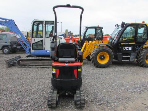 Kubota U 10-5 Side Lever  – Innenraum (Bild 5)