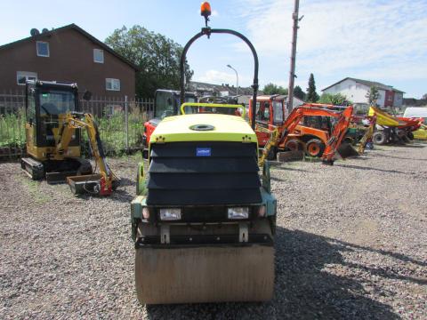 Ammann AV 23-2 – Seitenansicht rechts (Bild 3)