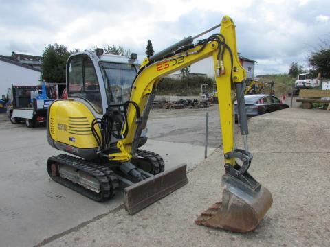 Wacker Neuson 2503  – Seitenansicht links (Bild 2)