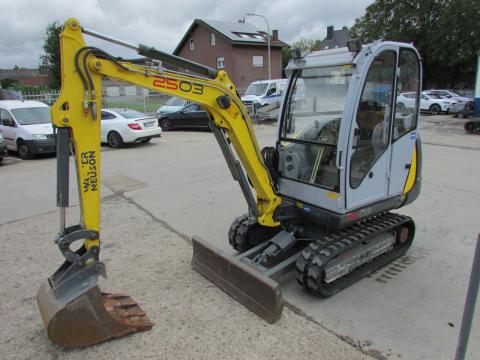 Wacker Neuson 2503  – Seitenansicht rechts (Bild 3)
