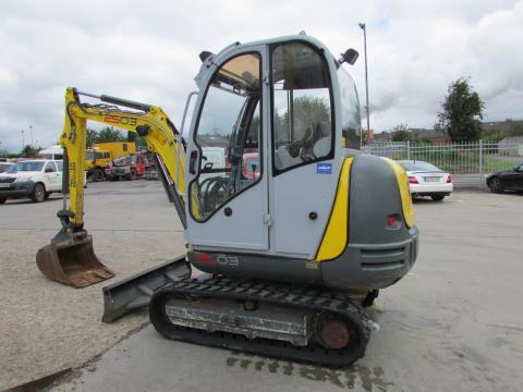 Wacker Neuson 2503  – Heckansicht (Bild 4)