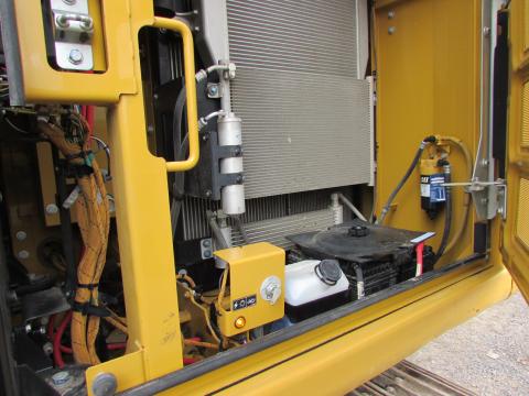 Caterpillar 318 FL – Gesamtansicht (Bild 10)