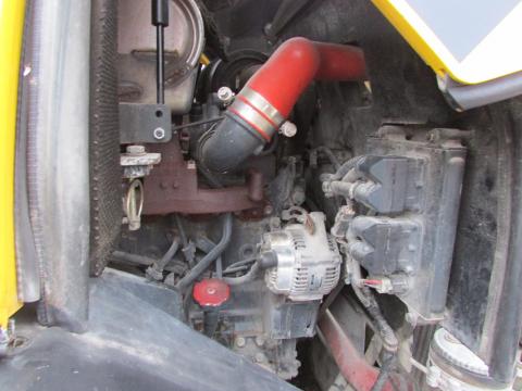 Komatsu WA 100 M-6 – Frontansicht (Bild 13)