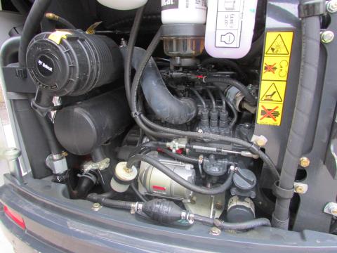 Bobcat E 19  – Heckansicht (Bild 4)