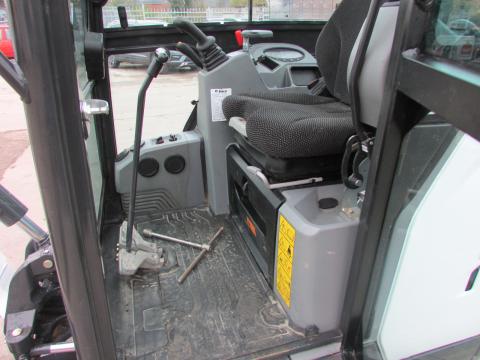 Bobcat E 19  – Detailaufnahme Kabine (Bild 6)