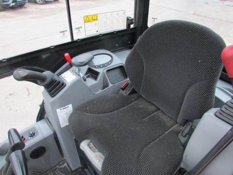 Bobcat E 19  – Detailaufnahme Motor (Bild 7)