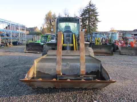 Kramer 880 – Seitenansicht rechts (Bild 3)