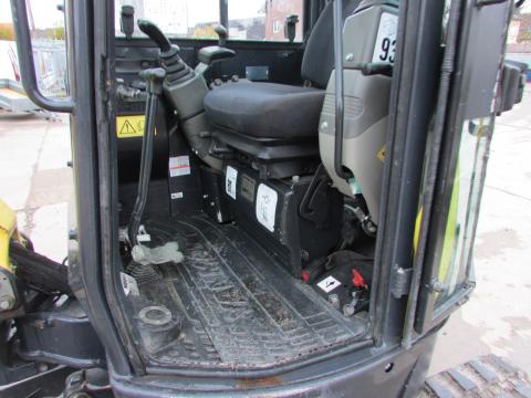 Yanmar Vio 25-4 – Detailaufnahme Kabine (Bild 6)