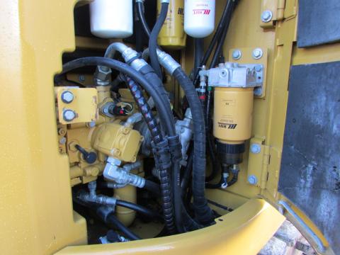 Caterpillar 314 DL CR  – Detailaufnahme Motor (Bild 7)