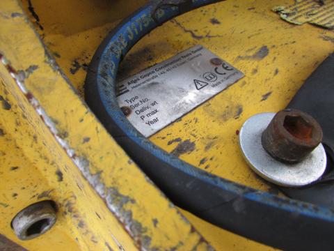 Atlas Copco MB 750 – Seitenansicht rechts (Bild 3)