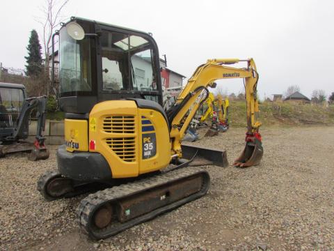 Komatsu PC 35 MR-3 – Innenraum (Bild 5)