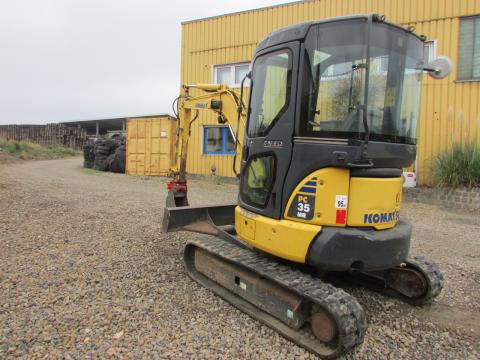 Komatsu PC 35 MR-3 – Detailaufnahme Motor (Bild 7)