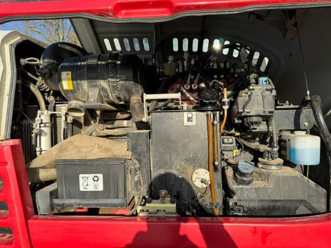 Takeuchi TB 295 W V4 – Nahaufnahme (Bild 11)