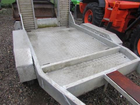 Baos BB 2514 Baumaschinenanhänger  – Seitenansicht links (Bild 2)