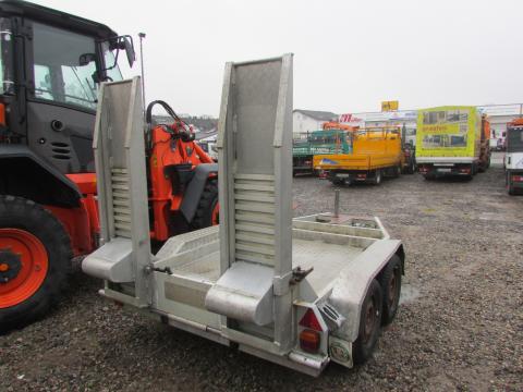 Baos BB 2514 Baumaschinenanhänger  – Heckansicht (Bild 4)